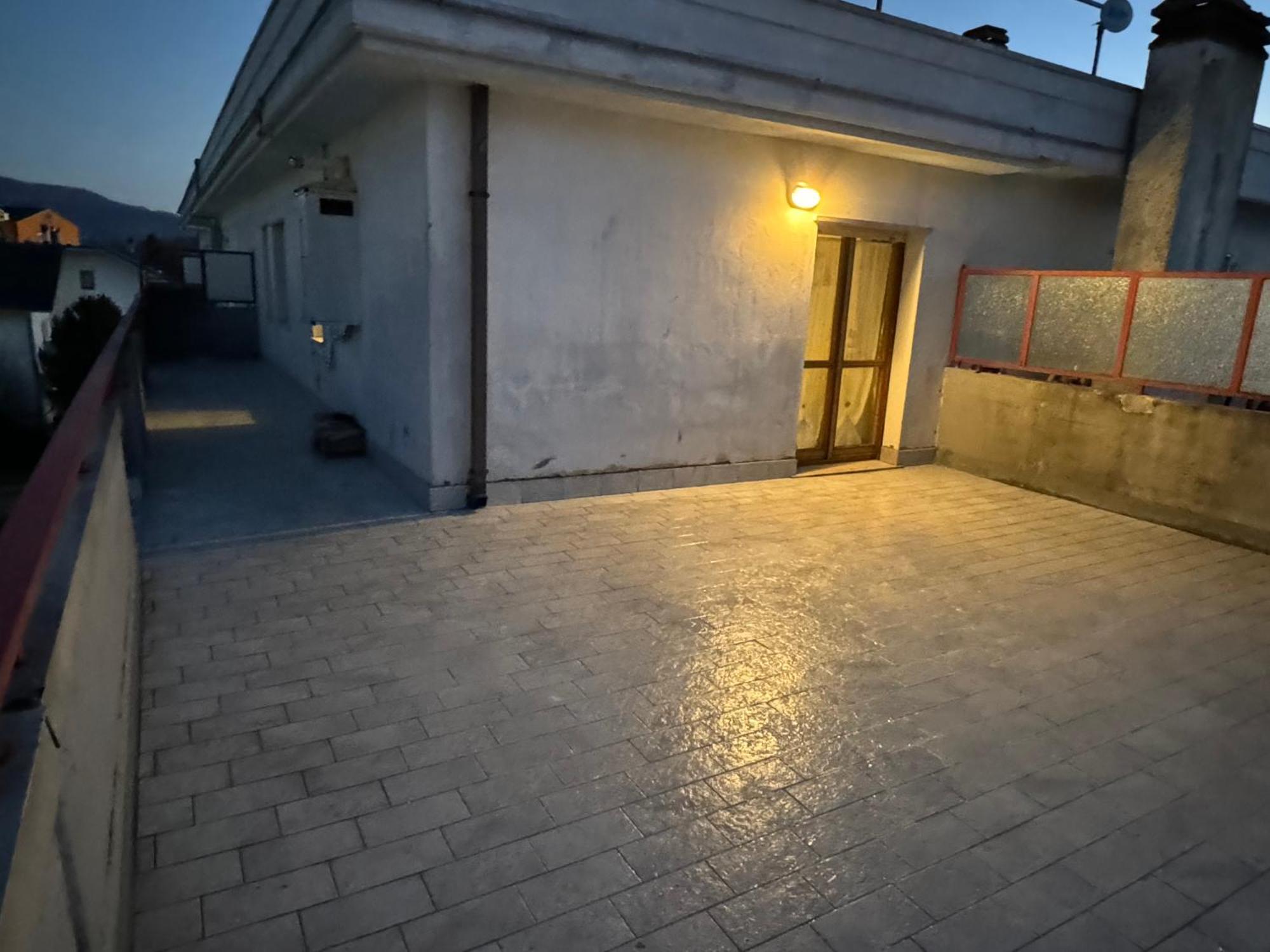 Attico - Terrazza Su Castello Castel Di Sangro Exterior foto